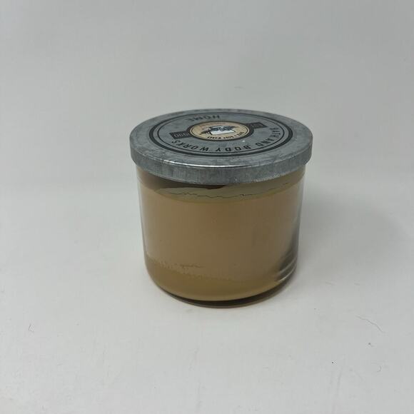 RARE Vanilla Chai Candle 14.5 oz 3 wick Bath and Body Works - Picture 3 of 4